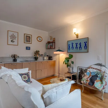 Charming 1br Floor In Montmartre With Elevator * Paris