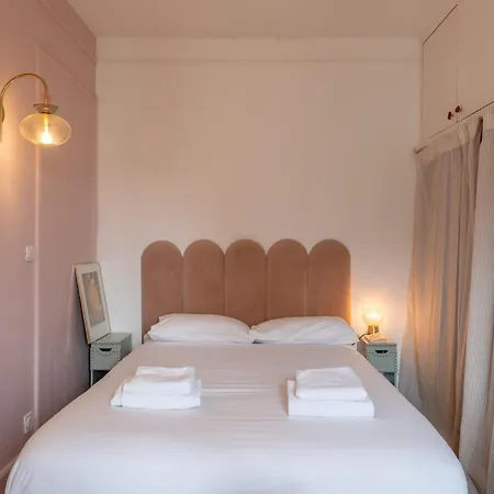 Charming 1br Floor In Montmartre With Elevator Lägenhet Paris
