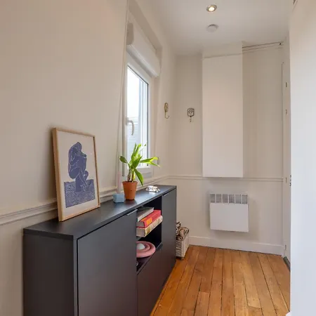 Charming 1br Floor In Montmartre With Elevator Apartmán *